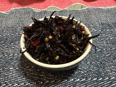 ピリ辛!ひじきの煮物